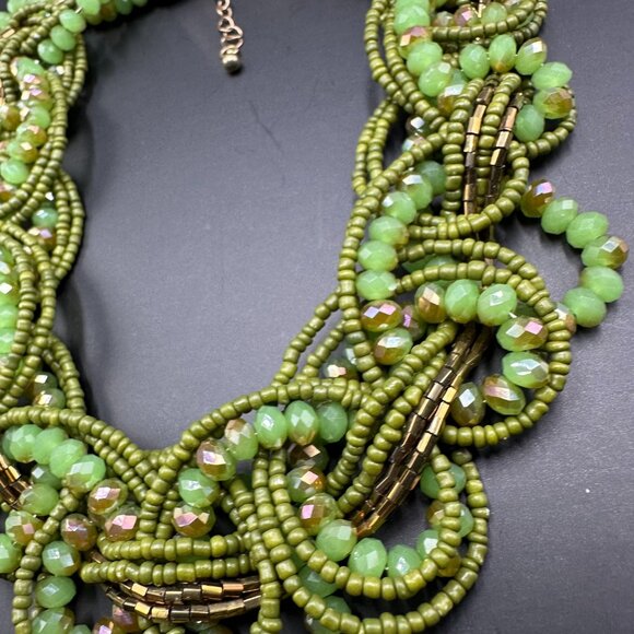 3/$30 Green Beaded Necklace Gold Tone Glass Seed Beads Multi Strand 14.5" - Picture 5 of 11
